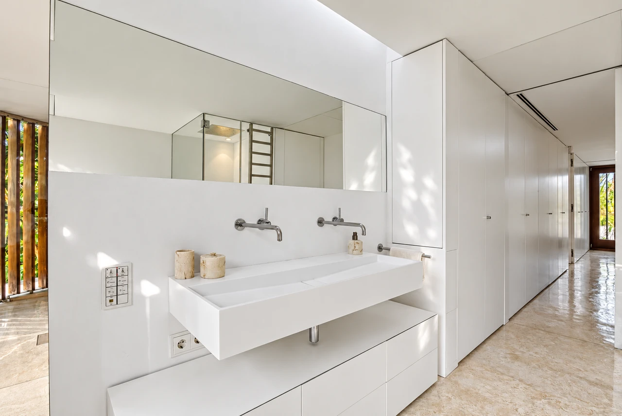 Baño de la suite — Casa Torus