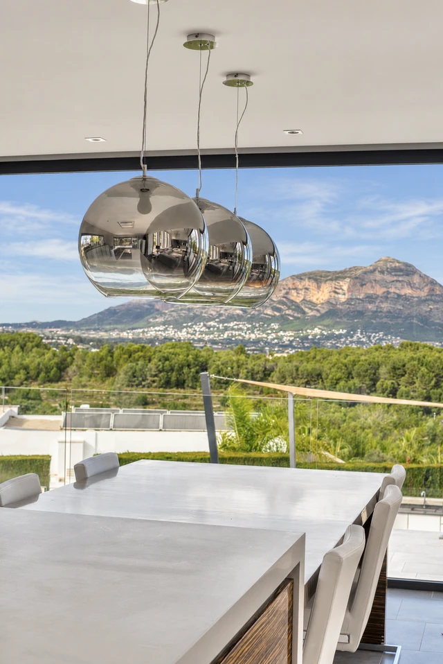 Detalle del comedor — Villa contemporánea en Jávea