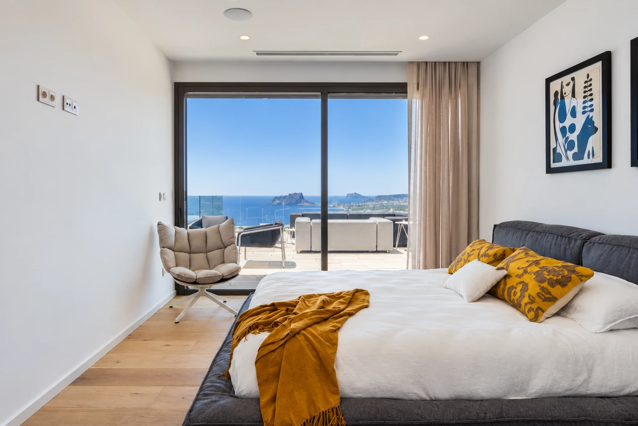 Dormitorio con terraza — Villa Cumbres